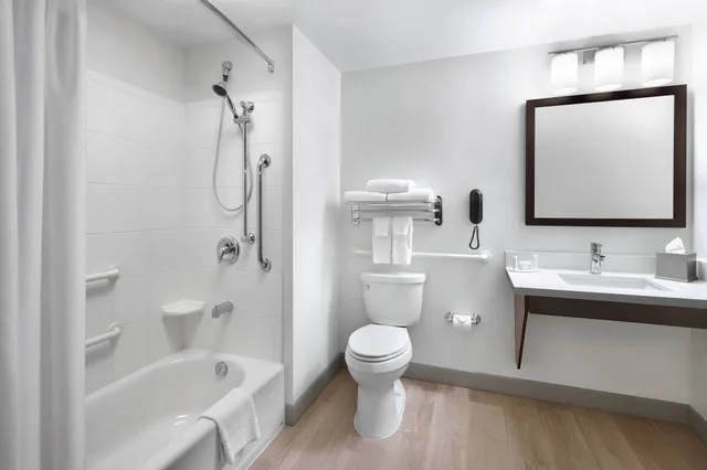 جناح بسريرين مزدوجين بغرفتي نوم، TownePlace Suites by Marriott Mississauga – Airport Corporate Centre 3/6