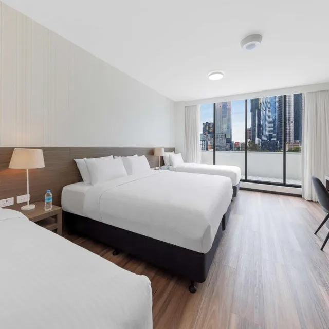 غرفة تنفيذية بسريرين منفصلين وسرير كينج بإطلالة على المدينة، Best Western Queen Victoria Market Hotel 2/13