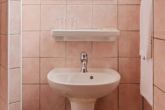 غرفة كومفورت مزدوجة بشرفة، Hotel de la Comete 5/6