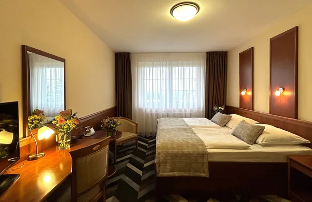 غرفة قياسية بسرير مزدوج، Primavera Hotel And Congress Centre 1/4