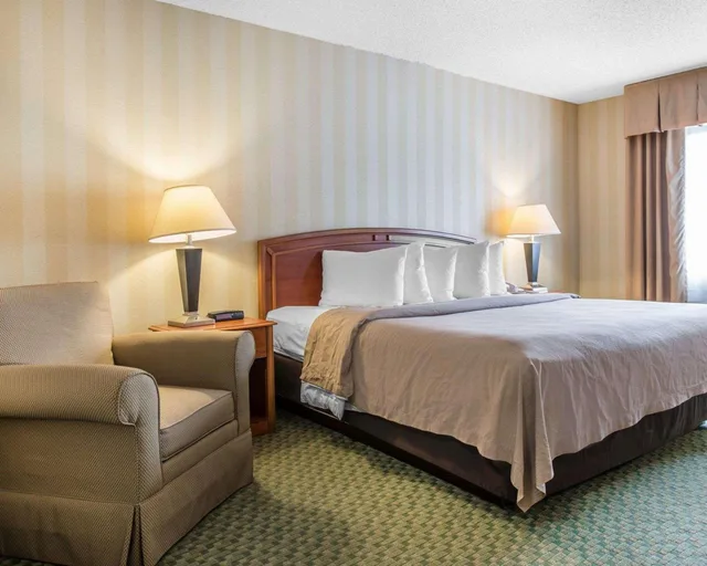 غرفة بسرير مزدوج لذوي الإعاقة، Quality Inn Colorado Springs Airport 2/2
