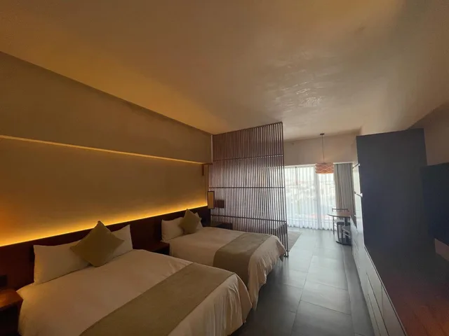 جناح سوبيريور، Hive Cancun 1/6