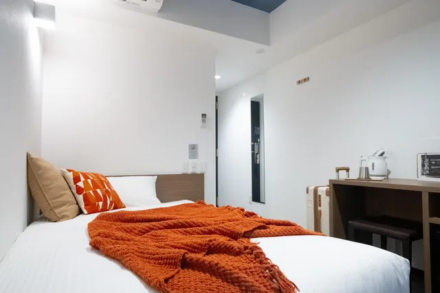 Semi Room, Essential, Single, Semi Double Bed، Wayfarer Shinsaibashi 1/1