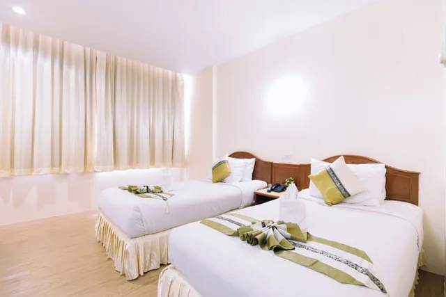غرفة سوبيريور بسرير مزدوج أو سريرين منفصلين، Chumphon Gardens Hotel 4/10