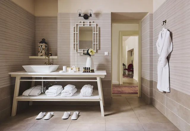 Semi Basement, Comfort, Studio, Suite, Queen Bed، Bohemian Suites Athens 8/8