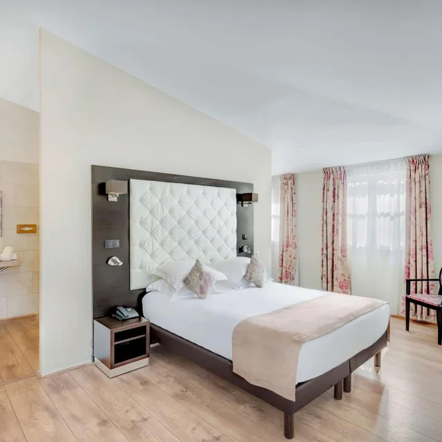 غرفة بريستيج بسرير كوين، Best Western Le Marquis de La Baume 2/3