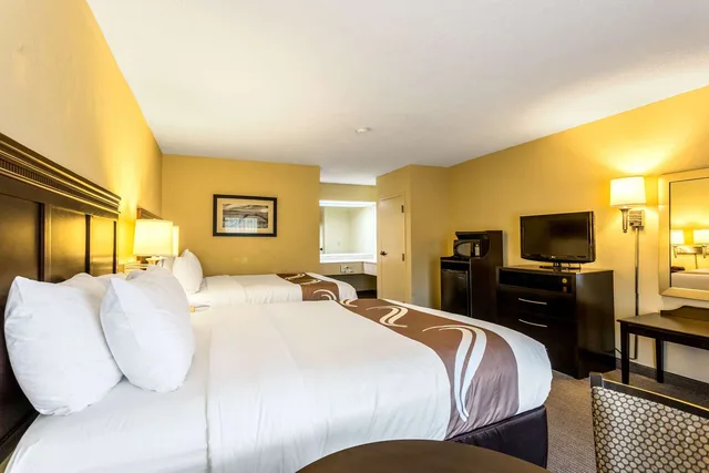 غرفة بسريرين كوين لذوي الإعاقة، Quality Inn Union City US 51 1/6
