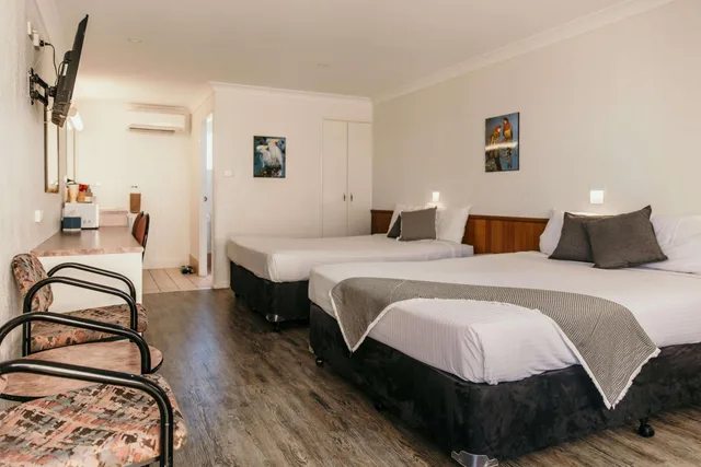 غرفة بسريرين كوين يُسمح فيها بالحيوانات الأليفة، Outback Motel Mt Isa 3/9