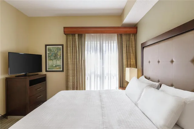 جناح بسرير كينج لذوي الإعاقة، Homewood Suites By Hilton Clearwater 1/2