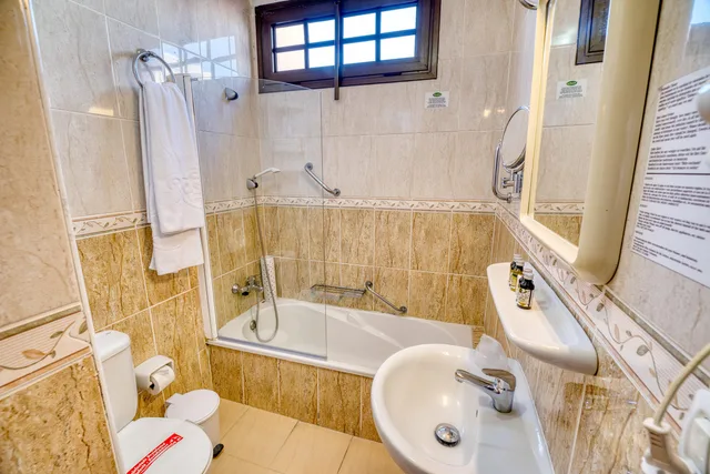 2 Bedrooms, Apartment, Balcony or Terrace، Ona Las Rosas 7/8