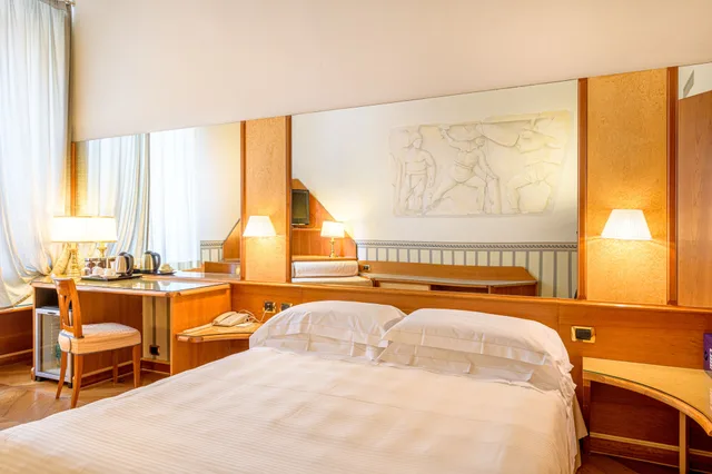 غرفة كلاسيكية ثلاثية بسرير مزدوج وسرير فردي، Hotel Sant' Anna 3/10