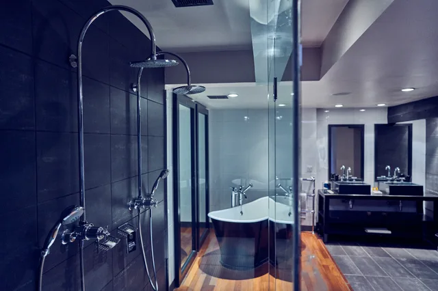 جناح سيغنتشر، Malmaison Belfast 3/4