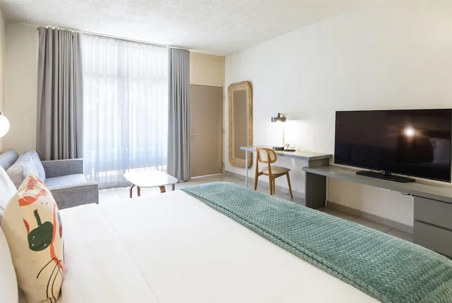 Collection, King Bed, Garden View، Wyndham Palmas Beach & Golf Boutique Resort 2/7