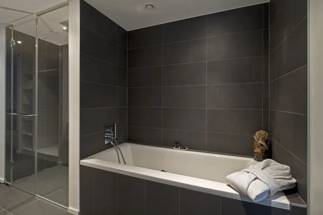 Gallery, Suite, King Bed، Legere Hotel Luxembourg 8/8