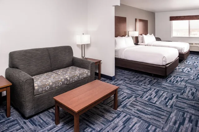 Suite, 2 Queen Beds, Sofa, Holiday Inn Express Hotel Suites Alamogordo Hwy 54 70 4/7