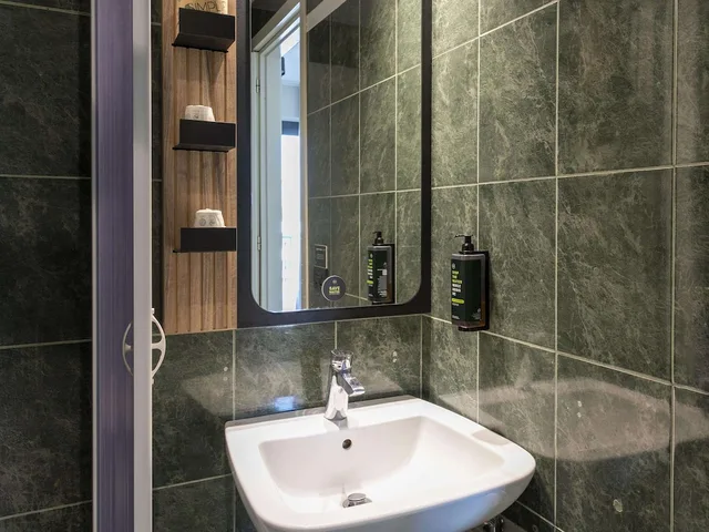 غرفة قياسية بسريرين منفصلين، B&B HOTEL Pomezia Cortese 4/4