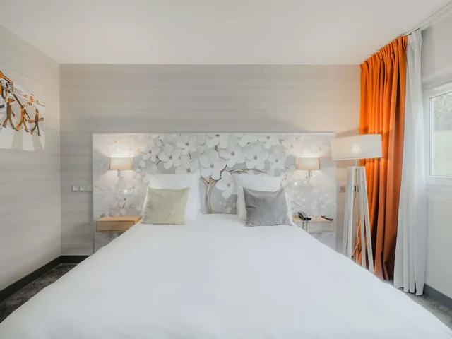 غرفة بريفيليج بسرير مزدوج بإطلالة على الحديقة، Mercure Annecy Sud 4/6