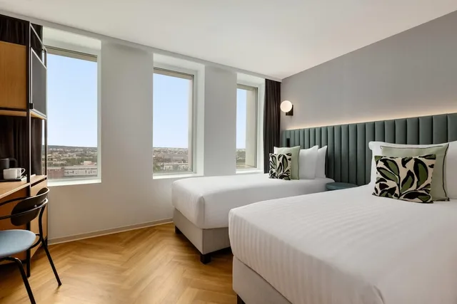 غرفة سوبيريور بسريرين منفصلين، H4 Wyndham Paris Pleyel 1/8