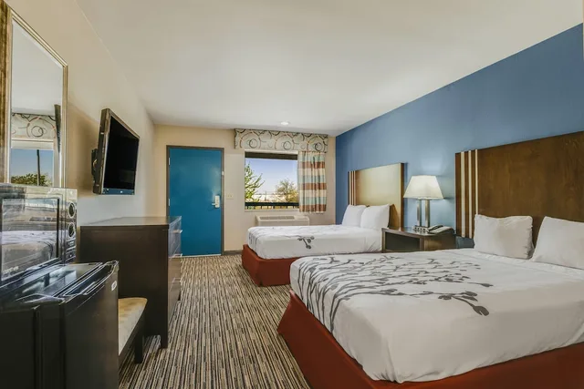 غرفة قياسية بسريرين مزدوجين للمدخنين، Econo Lodge Inn & Suites Enid South 4/10