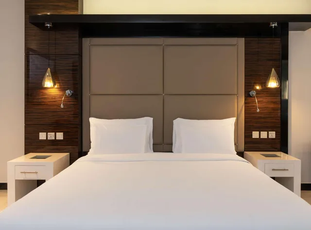 جناح بإطلالة على المسبح، RADISSON BLU HOTEL, LUSAKA 1/4