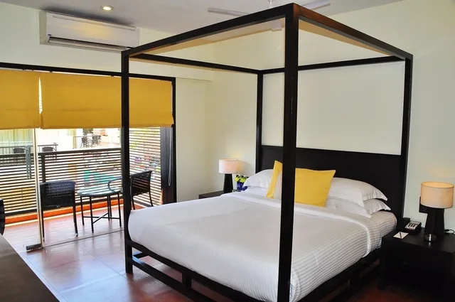 غرفة سوبيريور بسرير كينج، Kyriad Prestige Calangute, Goa 2/6