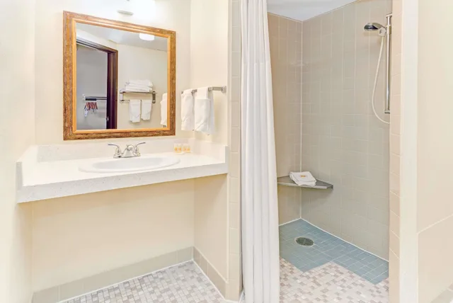 غرفة بسريرين كوين لذوي الإعاقة، Days Inn by Wyndham Fort Collins 4/4