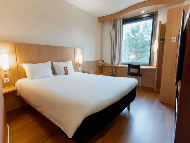 غرفة عائلية بسرير مزدوج مع سرير إضافي، Ibis Barcelona Mollet 4/7