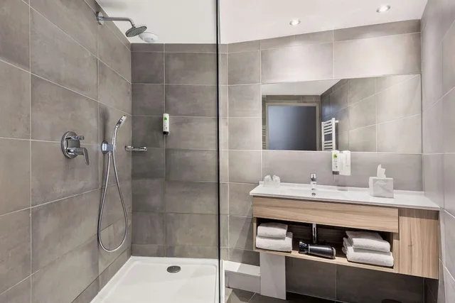 جناح جونيور بسرير كينج بمنطقة جلوس، Best Western Linko Hotel 4/4