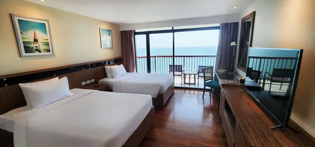 غرفة ديلوكس بسريرين منفصلين بإطلالة على البحر، Radisson Resort and Spa Huahin 1/4