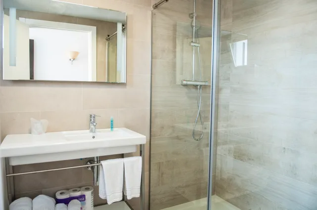 2 Bedrooms, Apartment, Naranjos Resort Menorca 7/9