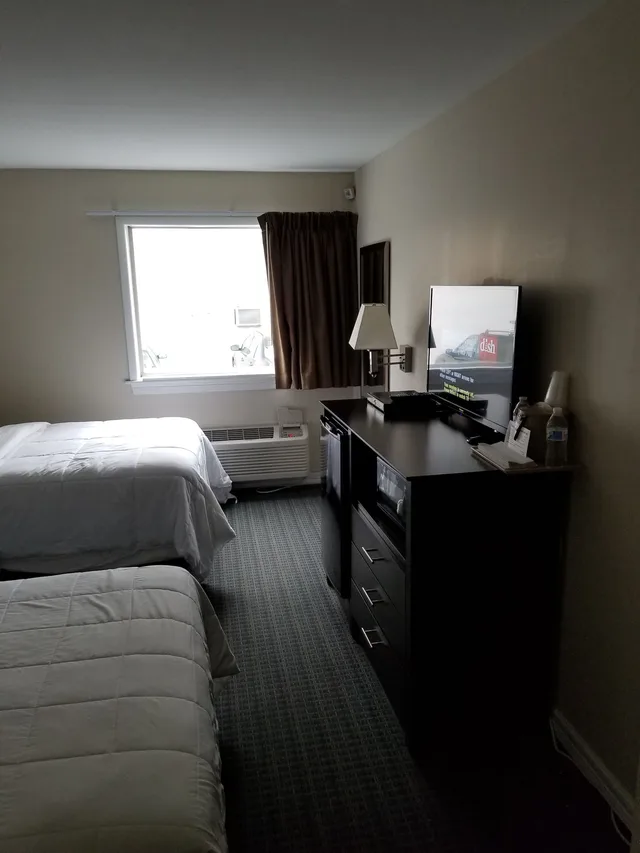 غرفة قياسية بسريرين مزدوجين، MainStay Inn 8/10