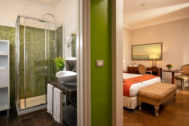 غرفة بسرير كوين في الملحق، Mozart Hotel Rome 4/4