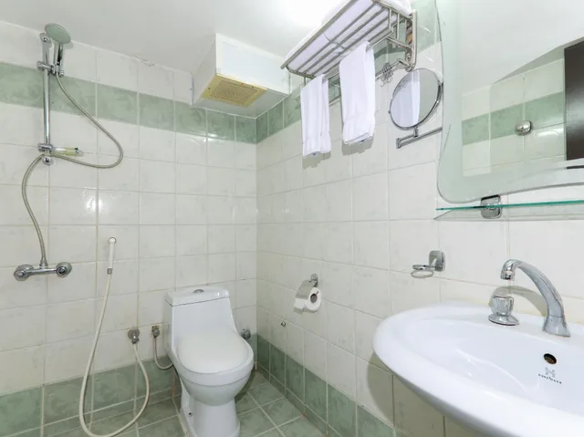 غرفة بسريرين منفصلين، فندق دار الريس(Dar Al Raies Hotel) 2/3
