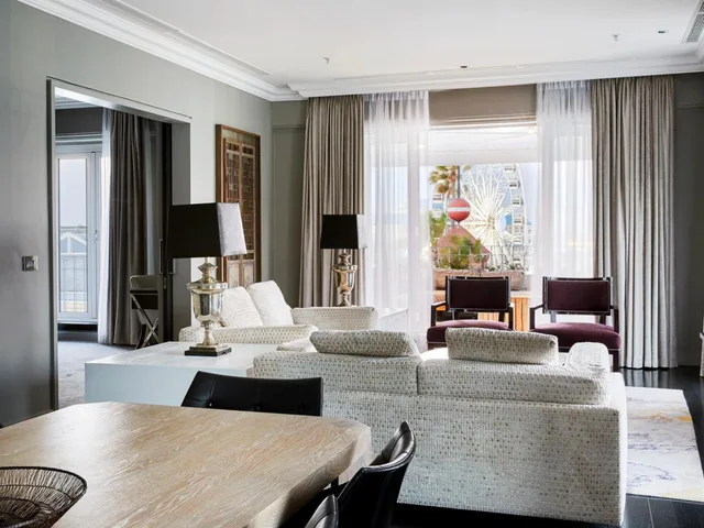 Presidential, Suite, Mountain View, Queen Victoria Hotel & Manor House 4/10