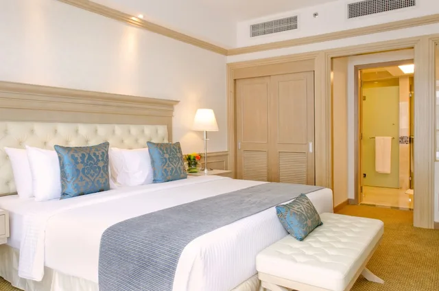 جناح ديلوكس بسرير مزدوج، Royale Chulan Penang 1/5