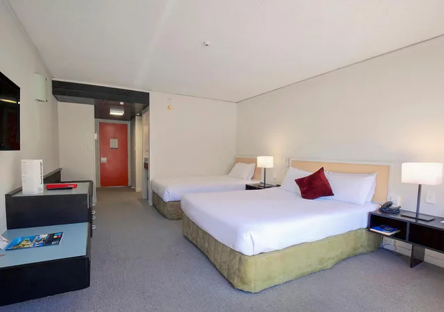 غرفة سوبيريور بسرير فردي، Heartland Hotel Queenstown 1/2