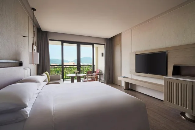 غرفة ديلوكس بسرير كينج، Marriott Yalong Bay 1/3