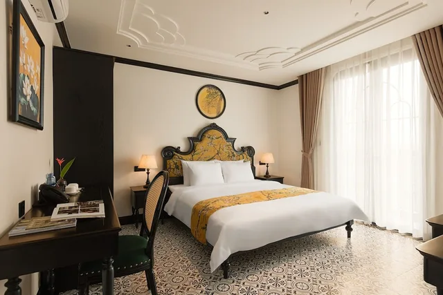 Deluxe, King Bed, City View, Balcony, C'Lau Hotel Ninh Binh - A Gem Nestled in Ancient Quarter 5/10