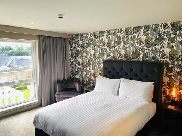 Deluxe, Double or Twin Bed, Hotel Van Dyk 2/6