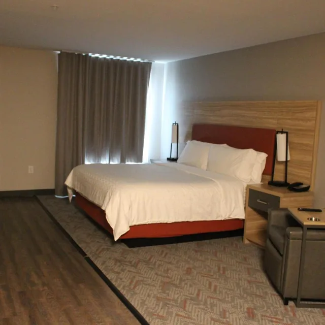 جناح سوبيريور بسرير كينج، Candlewood Suites Nashville South 2/3