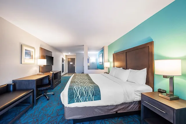 جناح بسرير كينج، Comfort Inn & Suites Oklahoma City near Bricktown OK 1/6