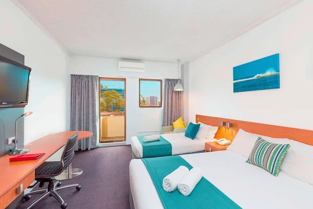 غرفة قياسية بشرفة، METRO HOTEL MIRANDA 8/10