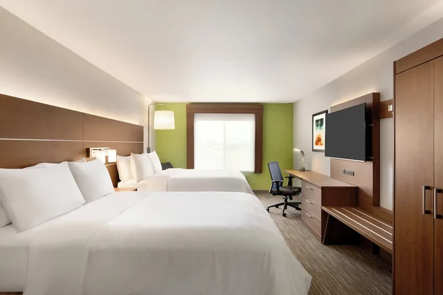 جناح بسريرين كوين مع أريكة، Holiday Inn Express Hotel And Suites Merced 2/7