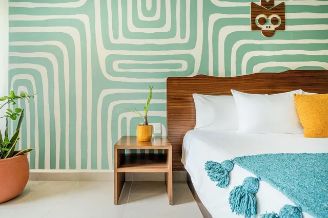 Private, King Bed, Beach Side, Balcony، Mayan Monkey Isla Mujeres 3/4