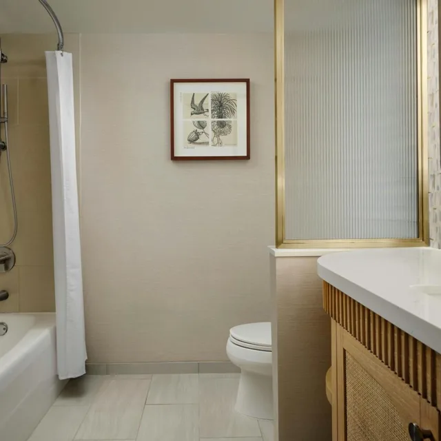 Room, King Bed, Coastline View, Balcony، Sheraton Carlsbad Resort Spa 1/4
