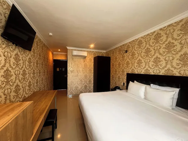 Basic, King Bed, Hotel Palacio Maya 6/10