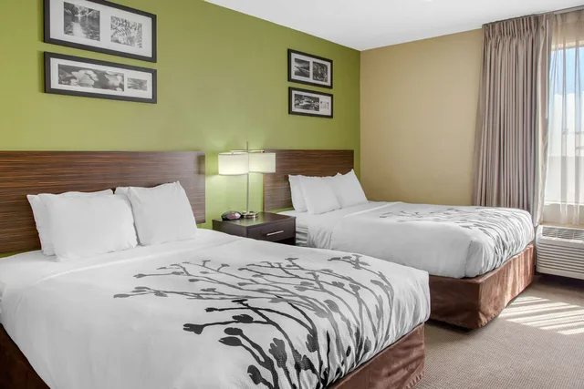 Suite, 2 Queen Beds, Sleep Inn & Suites Bakersfield North 1/5
