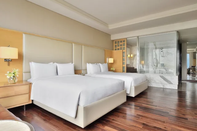 غرفة كلوب تنفيذية بسريرين منفصلين بحوض استحمام، Jw Marriott Hotel Chandigarh 7/10