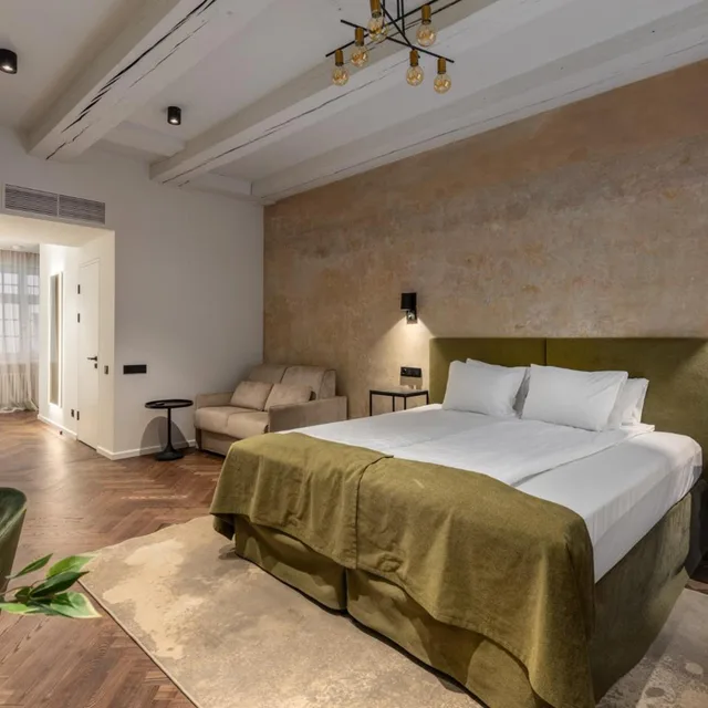 جناح جونيور بسرير كينج، Konventa Seta Hotel Keystone Collection 2/9