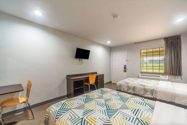 غرفة ديلوكس بسريرين مزدوجين لذوي الإعاقة، Motel6 Livingston, TX 4/6